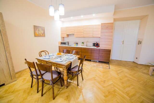 Апартаменты Market Square Residence Краков-66